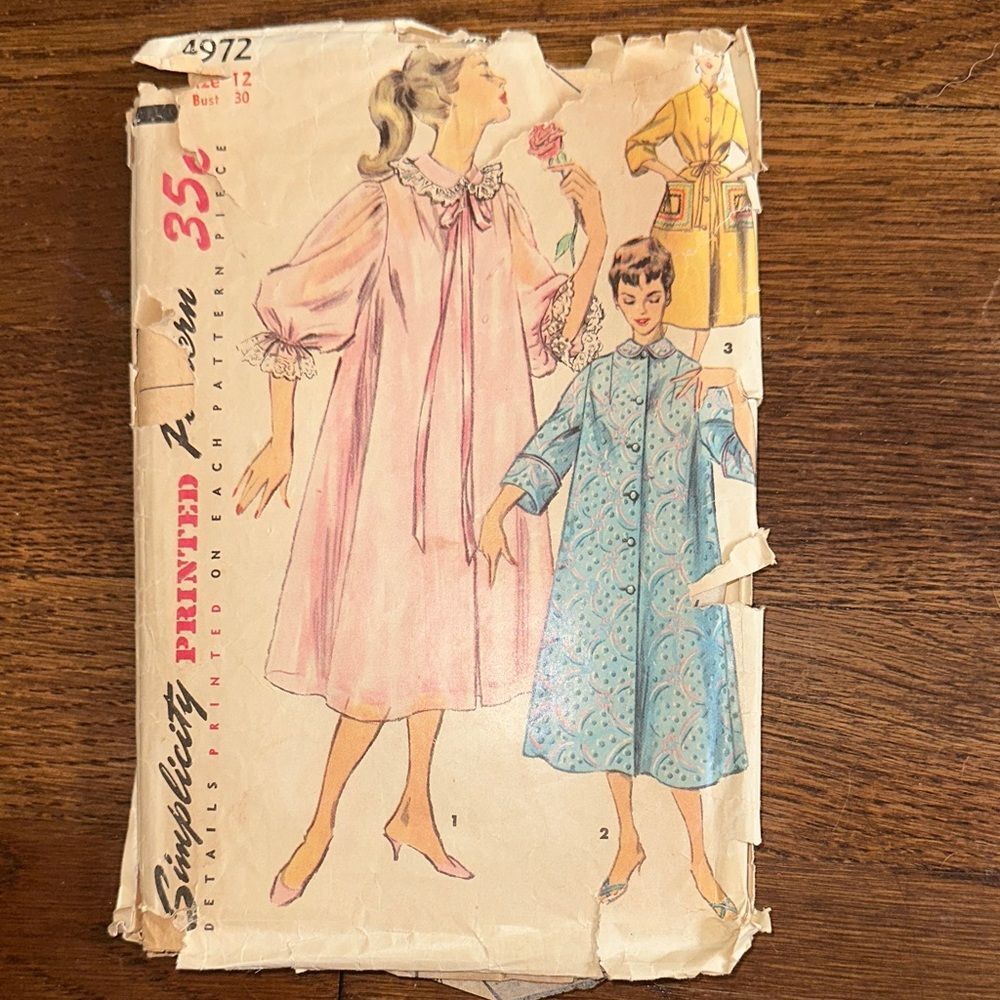 Vintage 1954‎ Simplicity 4972 Misses Duster, Negligee & Housecoat Sewing Pattern